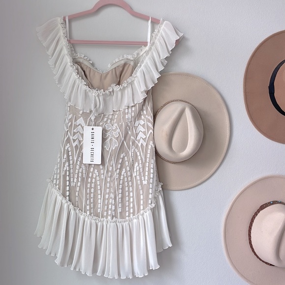 Saints + Secrets White and nude lace off the shoulder ruffle dress. - Picture 5 of 6